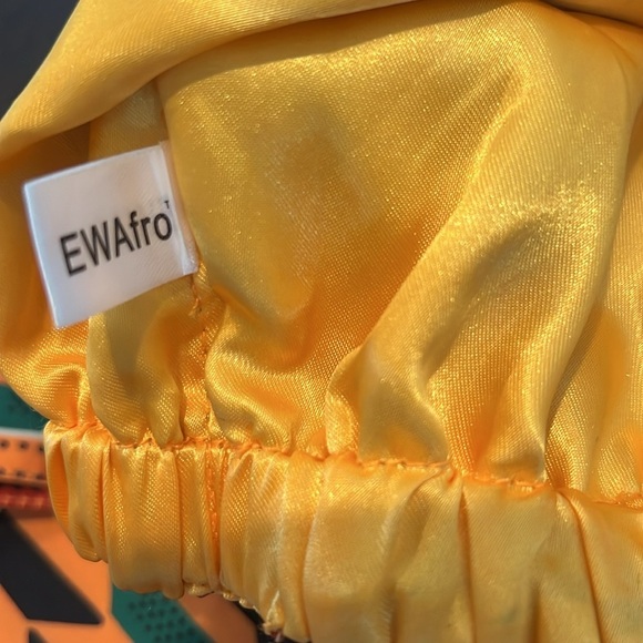 Ewafro satin lined printed head wrap - Picture 4 of 5